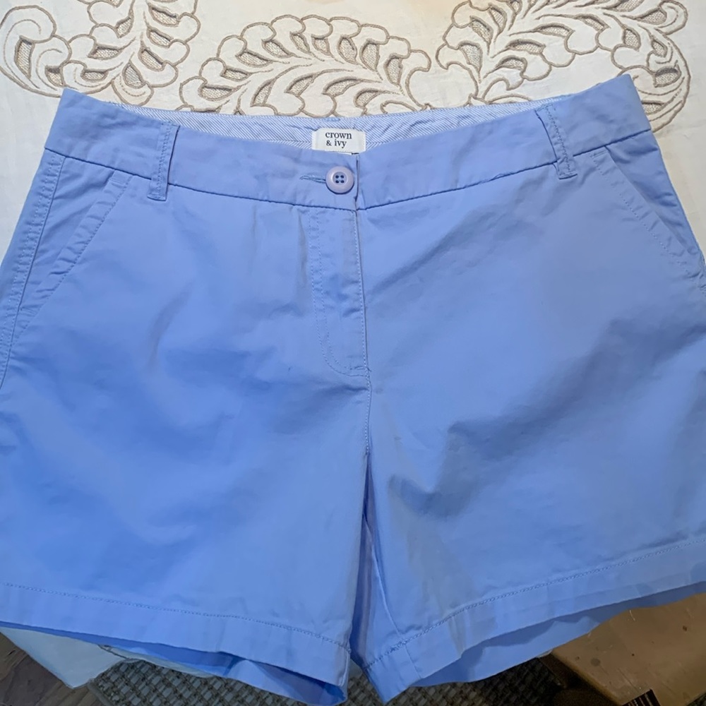 Women’s Crown &Ivy Shorts EUC